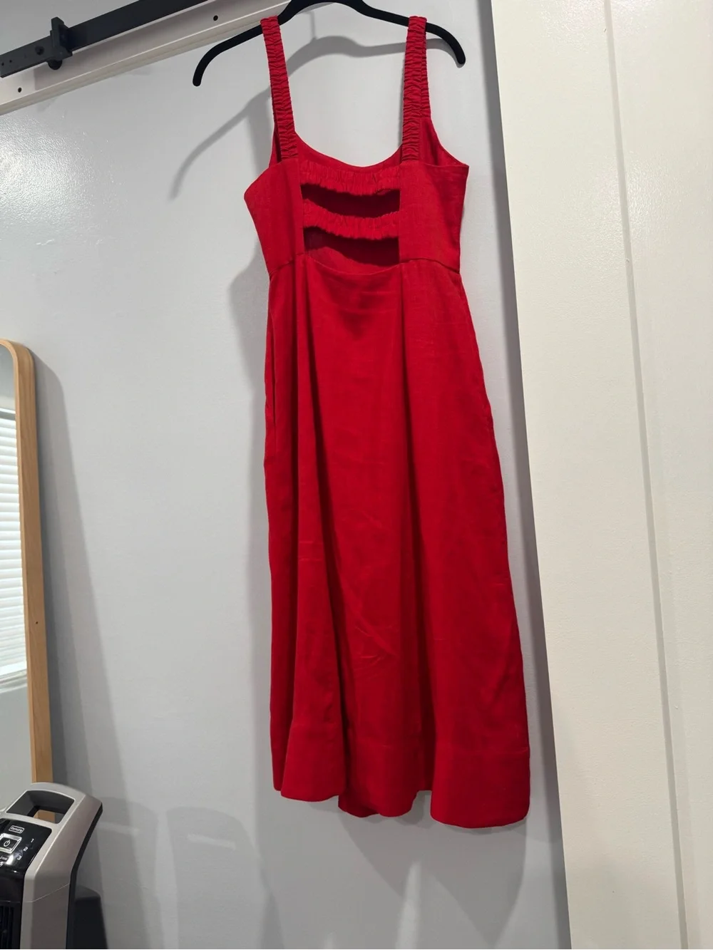Red Cherry Glaze Linen Square-Neckline Dress - Picture 2 of 4